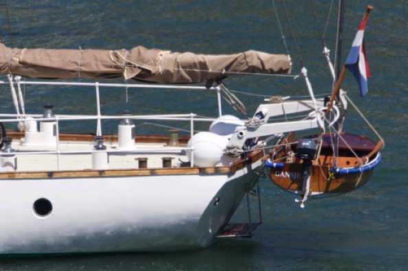 21 July 2020 - 14-27-54
Gans and Ganske. Goose and gosling. Boat and tender.
------------------
Dutch yacht Gans